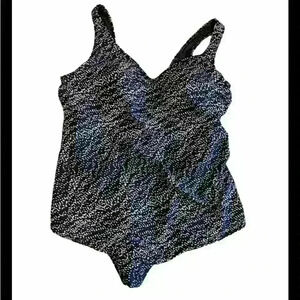 Swimsuits for All Black and White Polka Dots One Piece Size 26